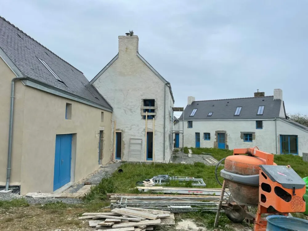 Dalle et Terrasse en pierre et béton Rieux